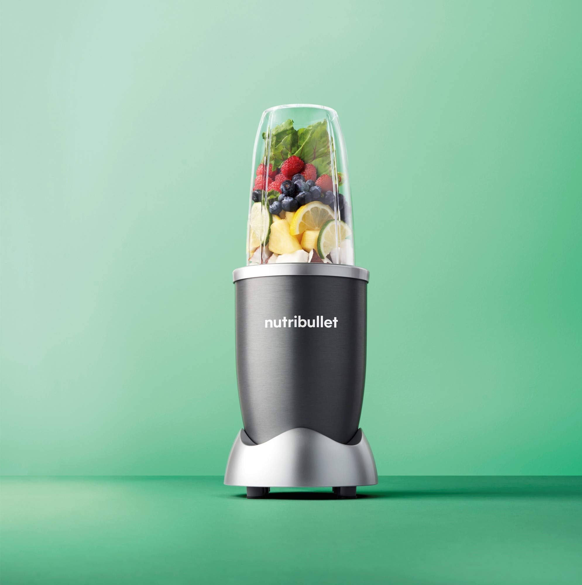 Nutribullet 600 Watts , Multi-Function High Speed Blender , Mixer System With Nutrient Extractor , Smoothie Maker, Gray , 5 Piece Set 1 year warranty مجموعة خلاط بقدرة 600 واط من نوتري بوليت Nutribullet 600 Watts , Multi-Function High Speed Blender , Mixer System With Nutrient Extractor , Smoothie Maker, Gray , 5 Piece Set 1 year warranty مجموعة خلاط بقدرة 600 واط من نوتري بوليت